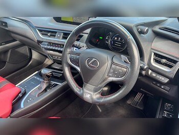 Used Lexus UX 2019 for sale - 75927041: Photo