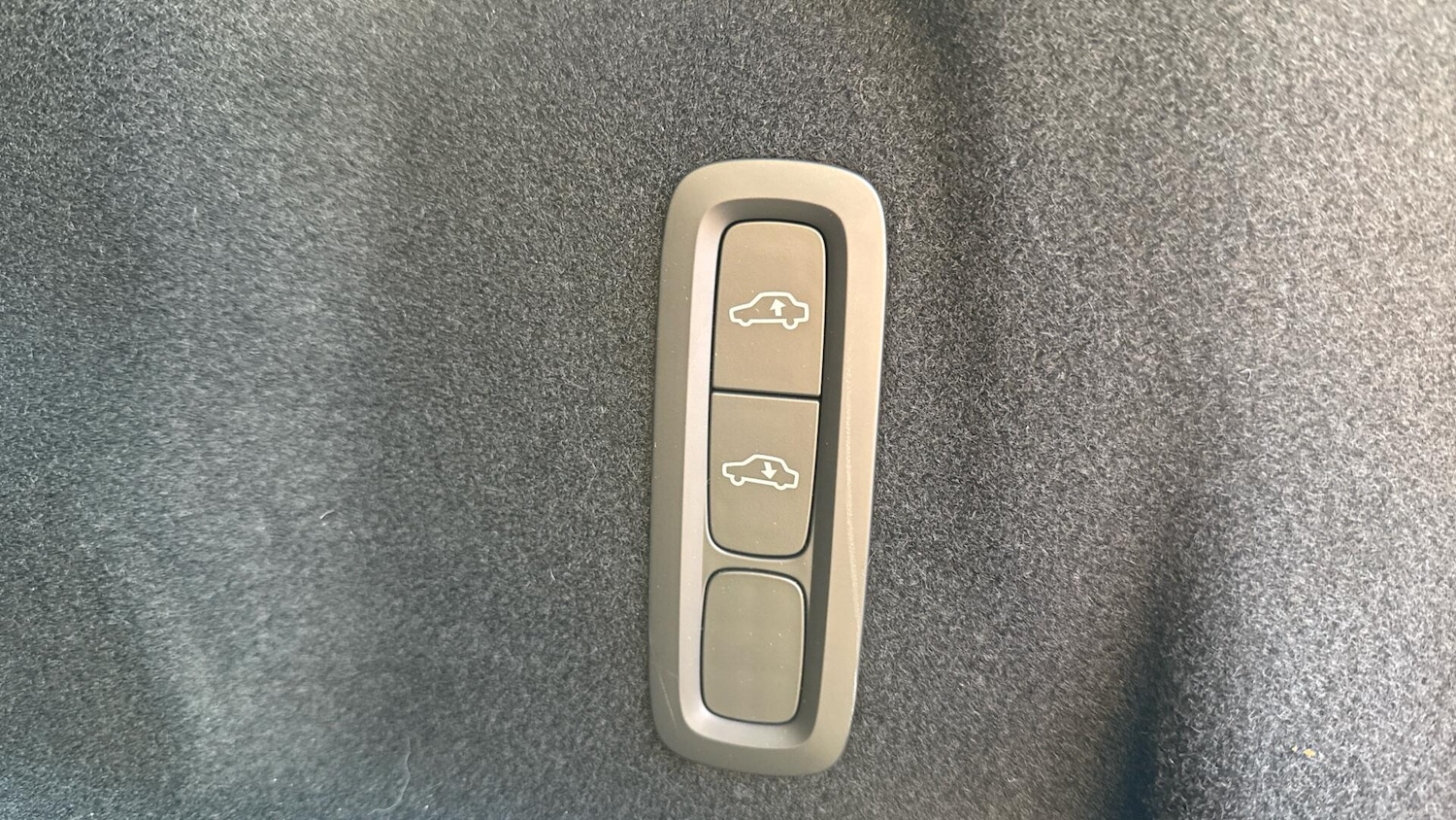 Used Volvo XC60 2025 for sale - 77626204: Photo 23