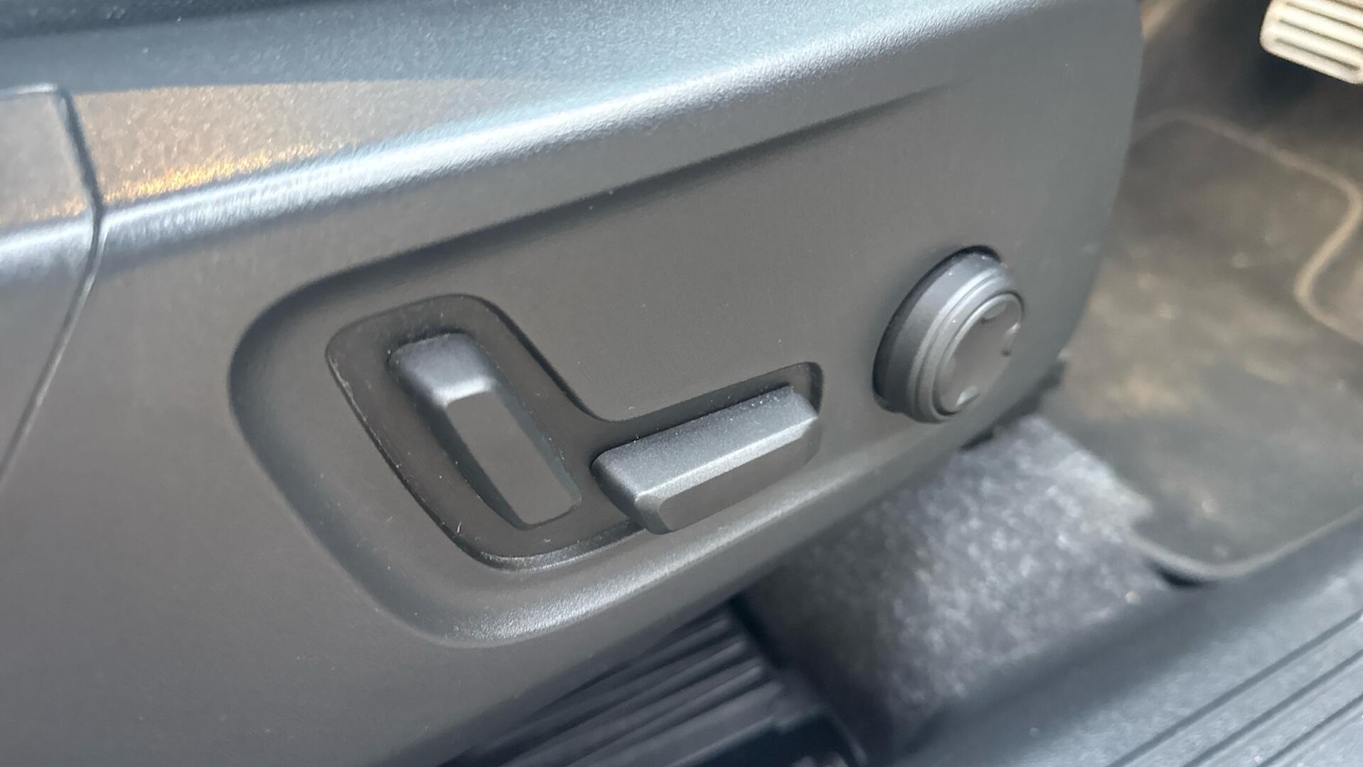 Used Volvo XC40 2020 for sale - 77091239: Photo 17