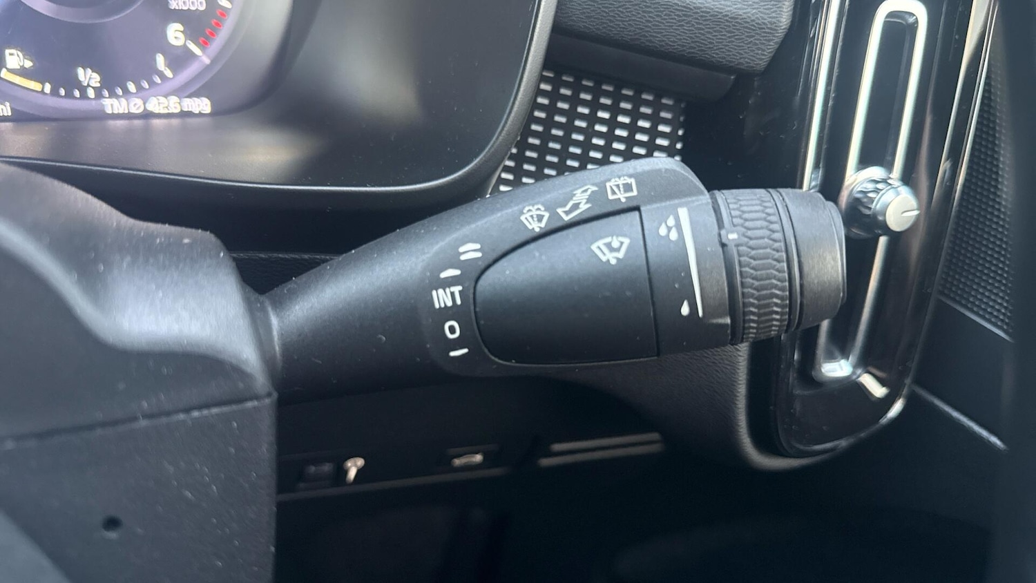 Used Volvo XC40 2020 for sale - 77091239: Photo 22