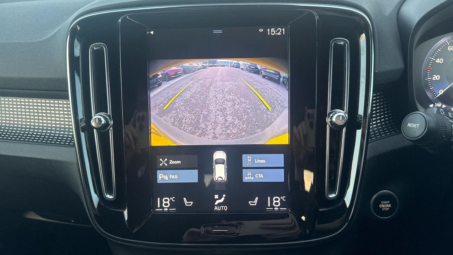 Used Volvo XC40 2020 for sale - 77091239: Photo 31