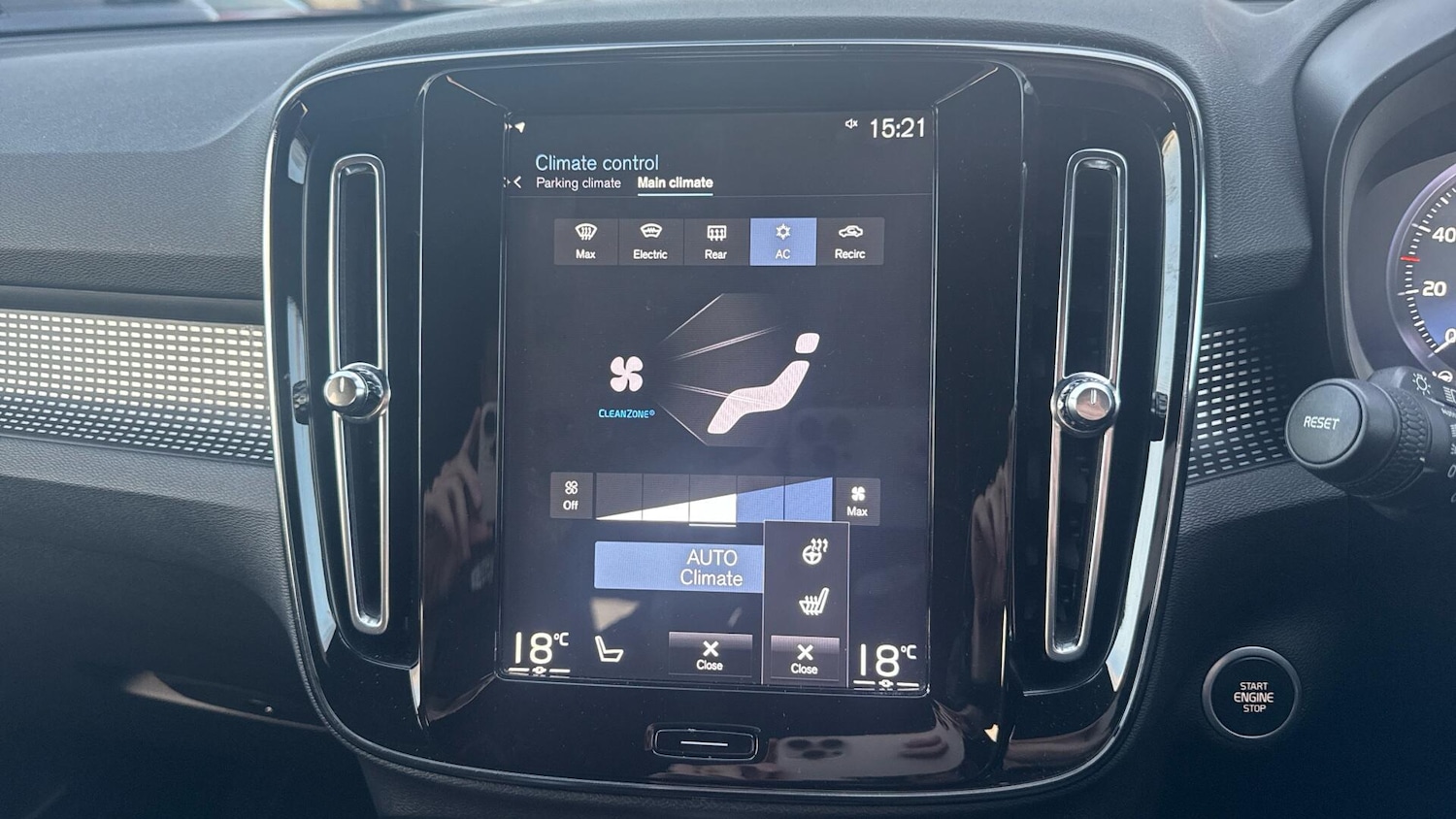 Used Volvo XC40 2020 for sale - 77091239: Photo 32