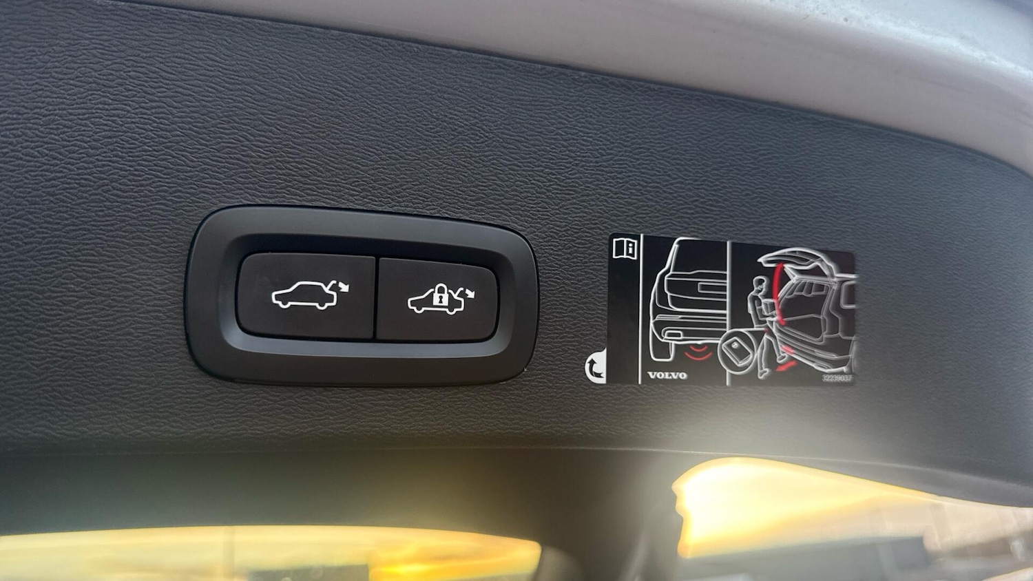 Used Volvo XC40 2020 for sale - 77091239: Photo 34