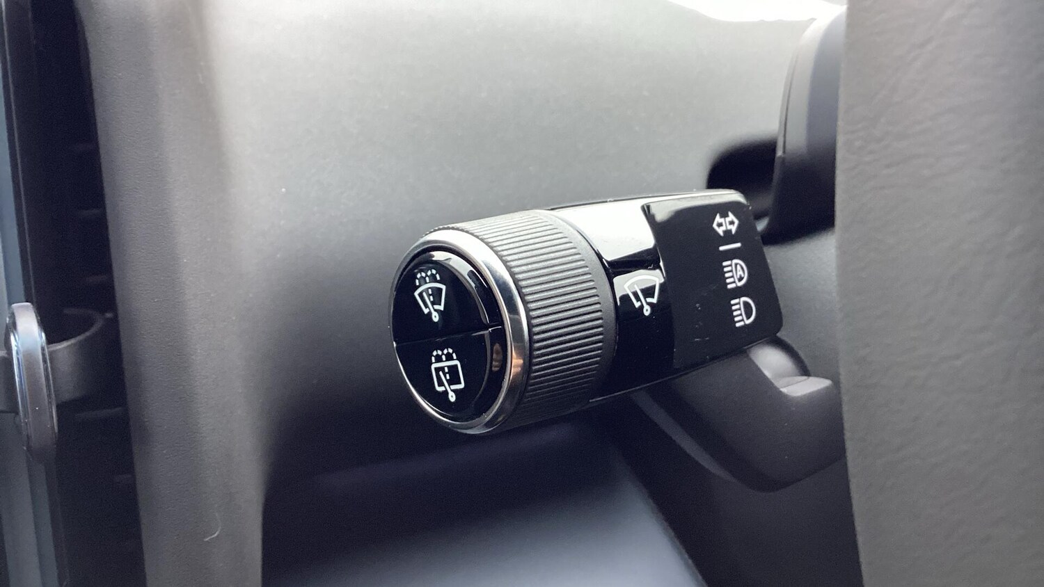 Used Volvo EX30 2025 for sale - 78033851: Photo 18