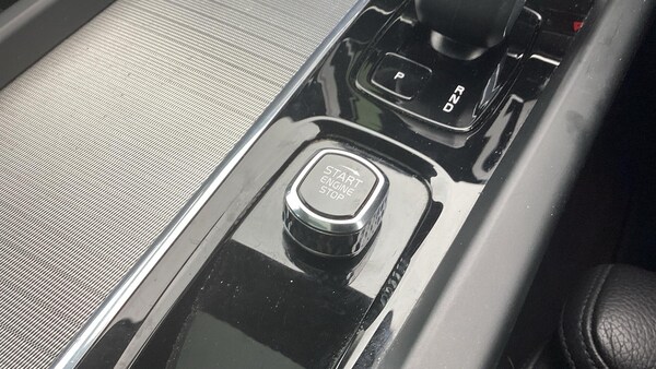 Used Volvo XC60 2023 for sale - 76326271: Photo 25