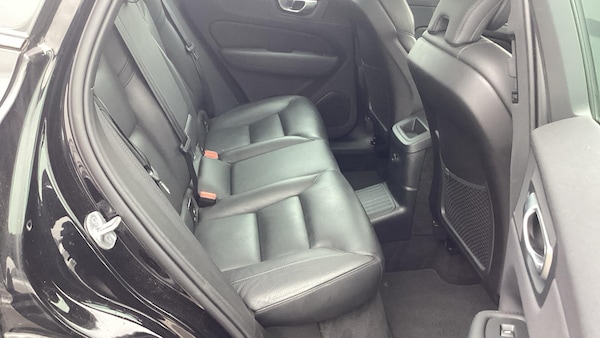 Used Volvo XC60 2023 for sale - 76326271: Photo 6