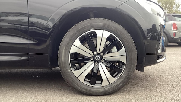 Used Volvo XC60 2023 for sale - 76326271: Photo 9