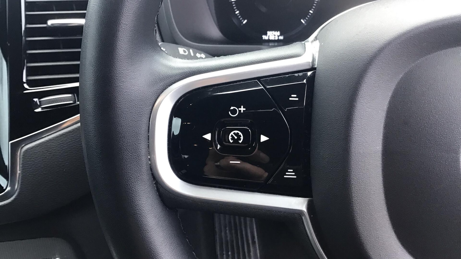 Used Volvo XC90 for sale - 77587092: Photo 19