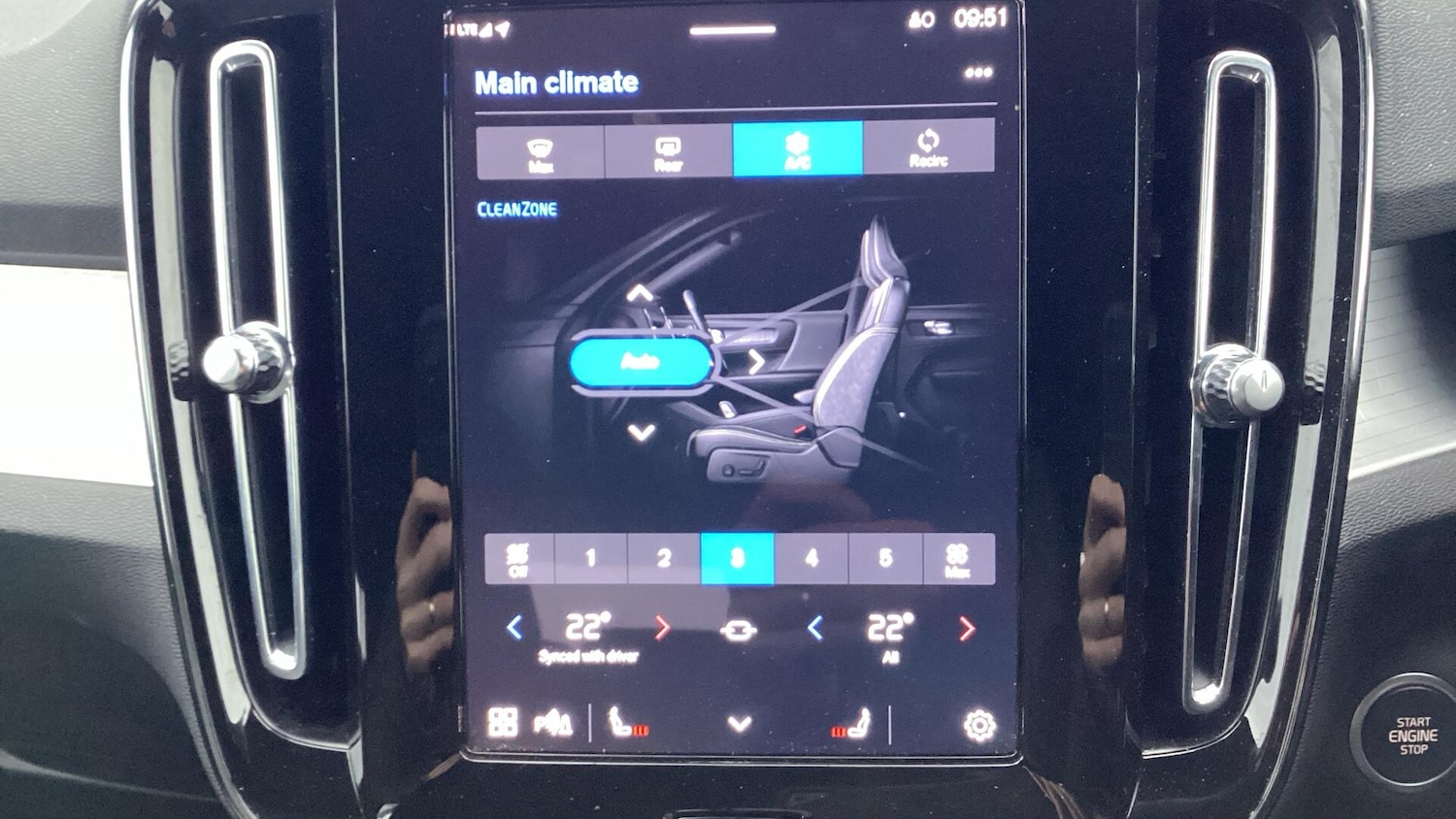 Used Volvo XC40 2023 for sale - 77132023: Photo 29