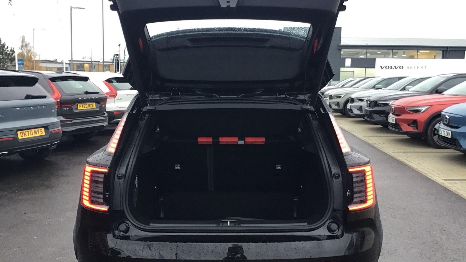 Used Volvo EX30 2025 for sale - 77090949: Photo 13