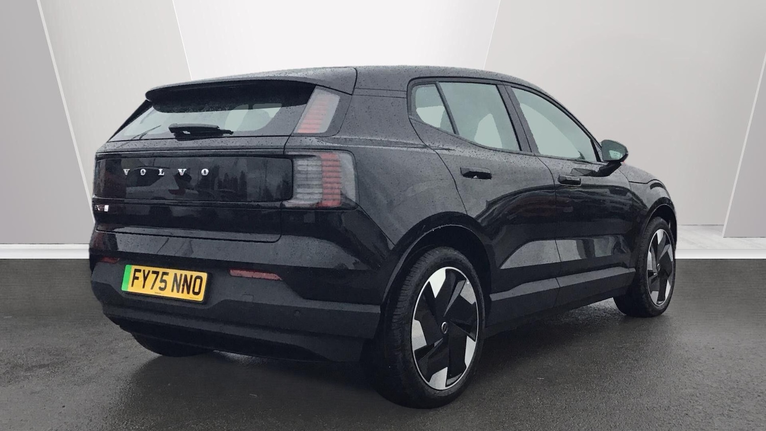 Used Volvo EX30 2025 for sale - 77090949: Photo 2