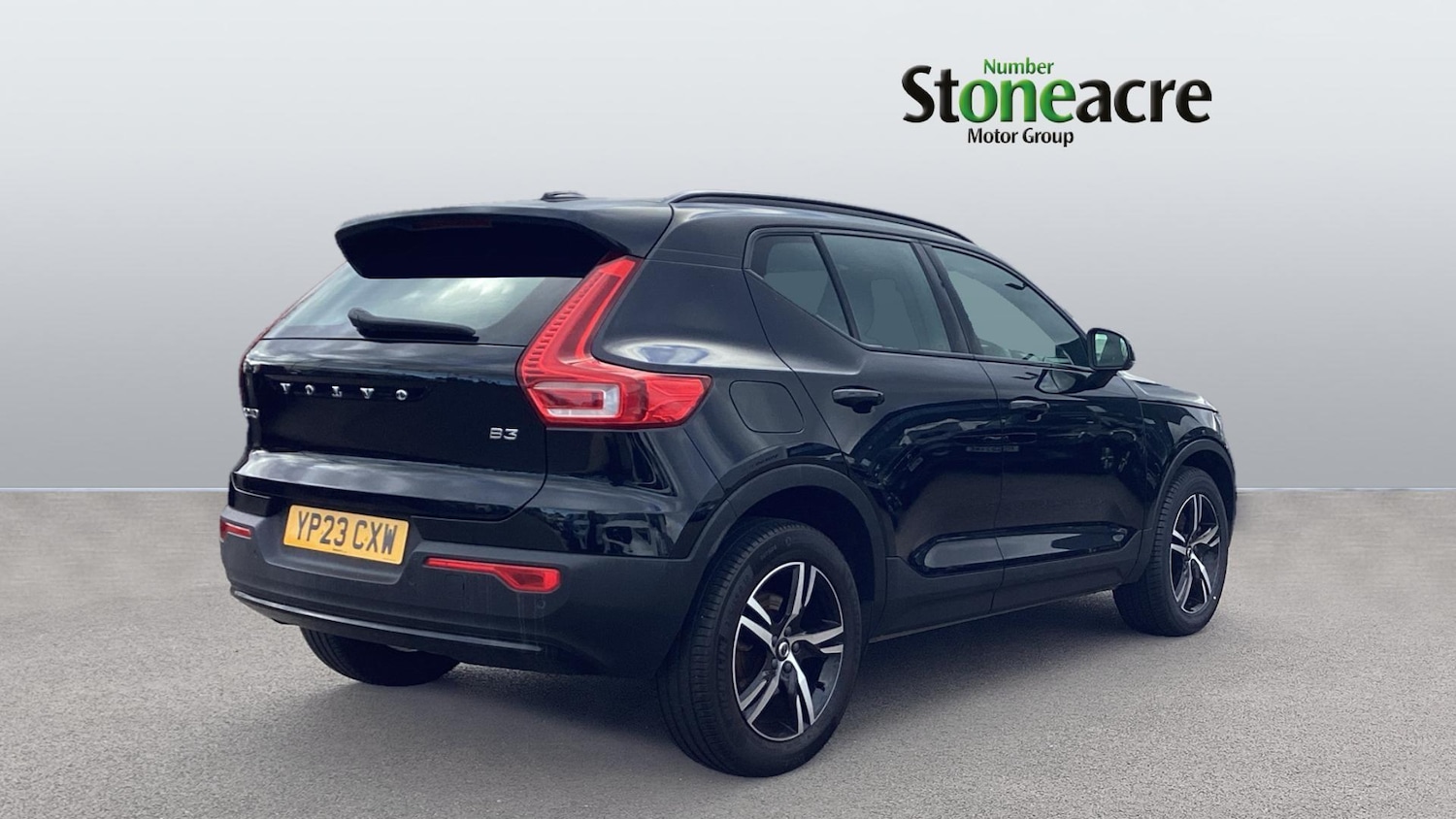 Used Volvo XC40 2023 for sale - 76688772: Photo 2