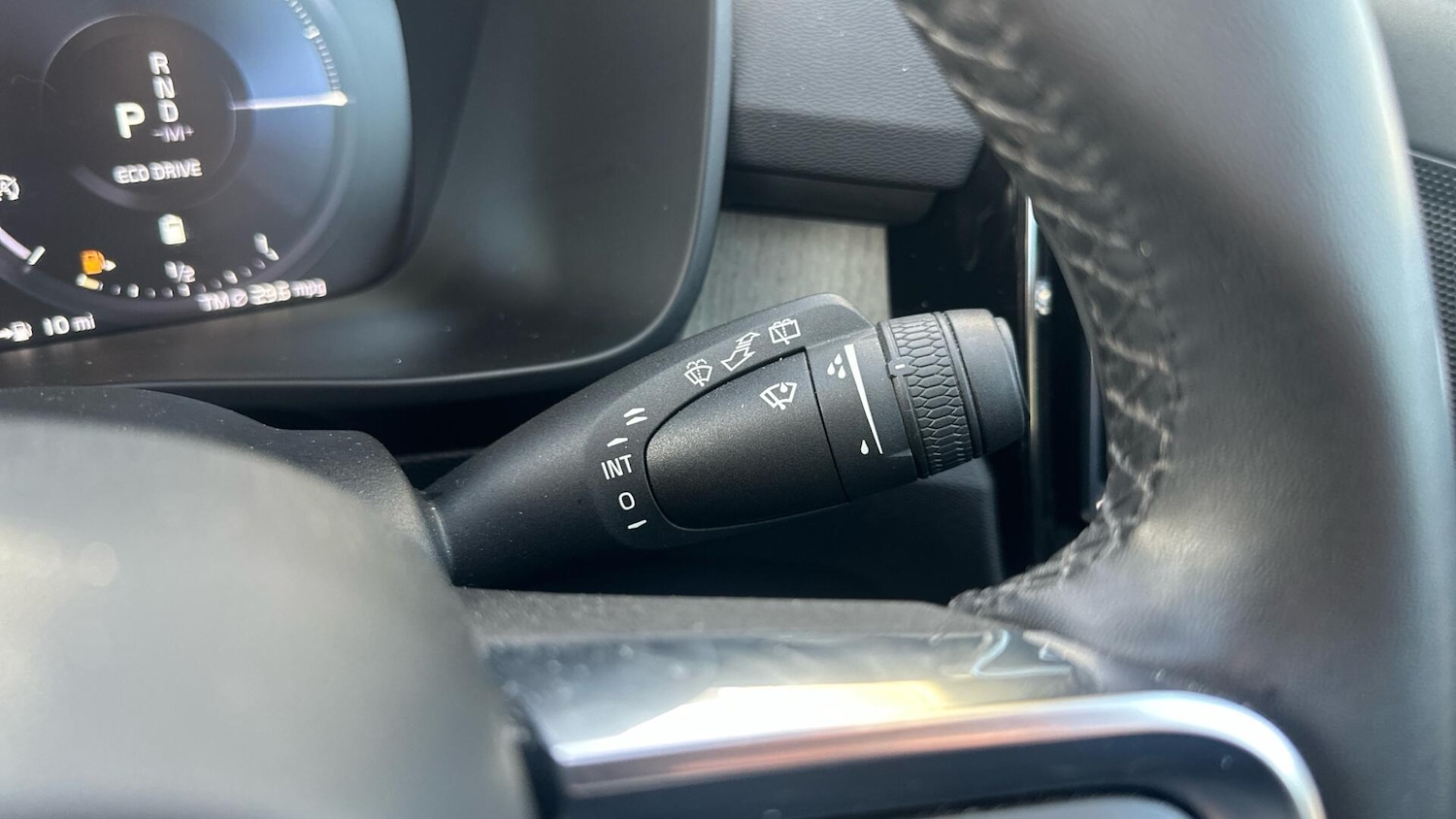 Used Volvo XC40 for sale - 77267103: Photo 22