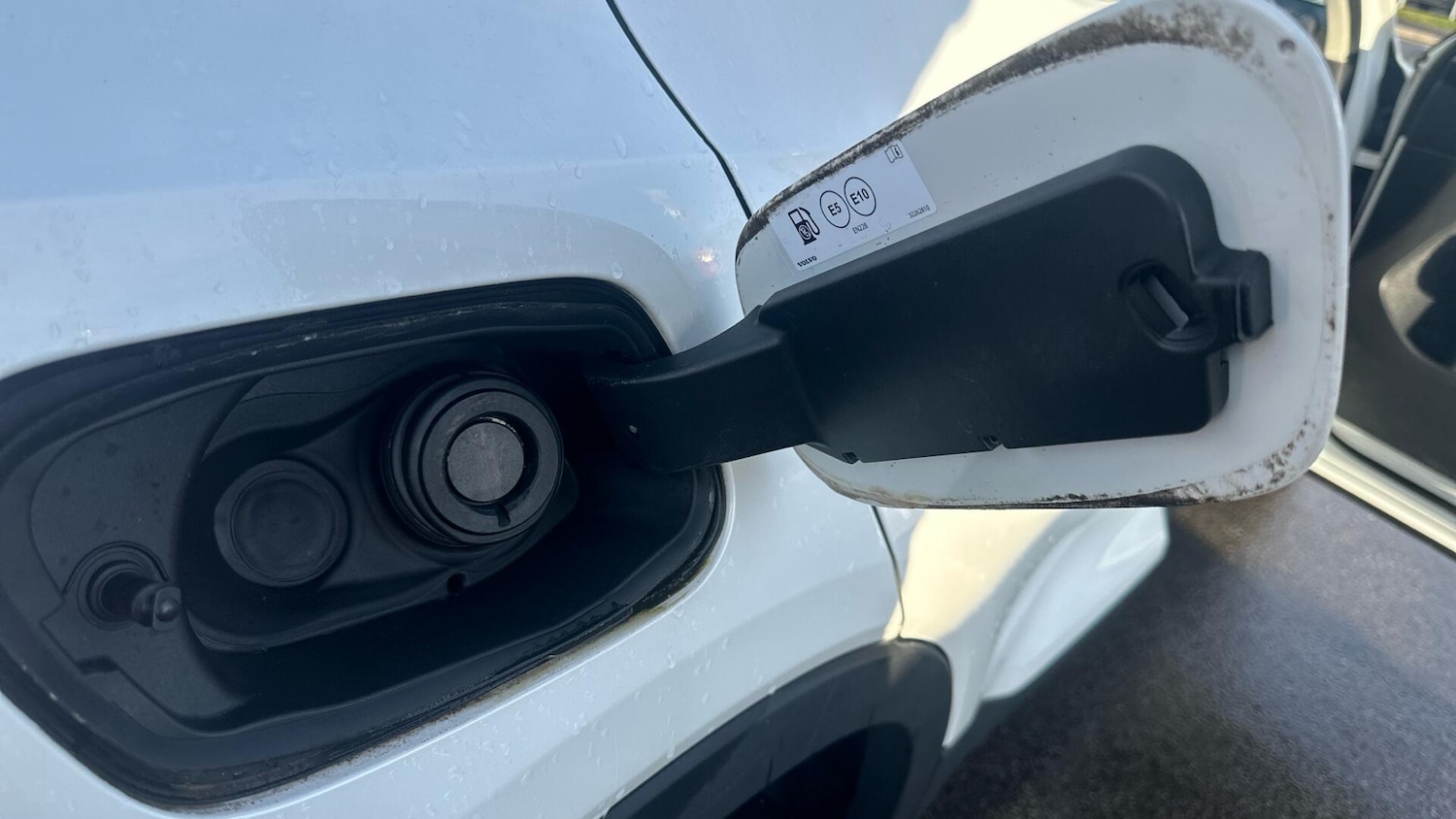 Used Volvo XC40 for sale - 77267103: Photo 26