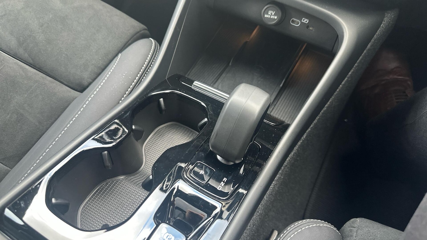 Used Volvo XC40 for sale - 77279961: Photo 19