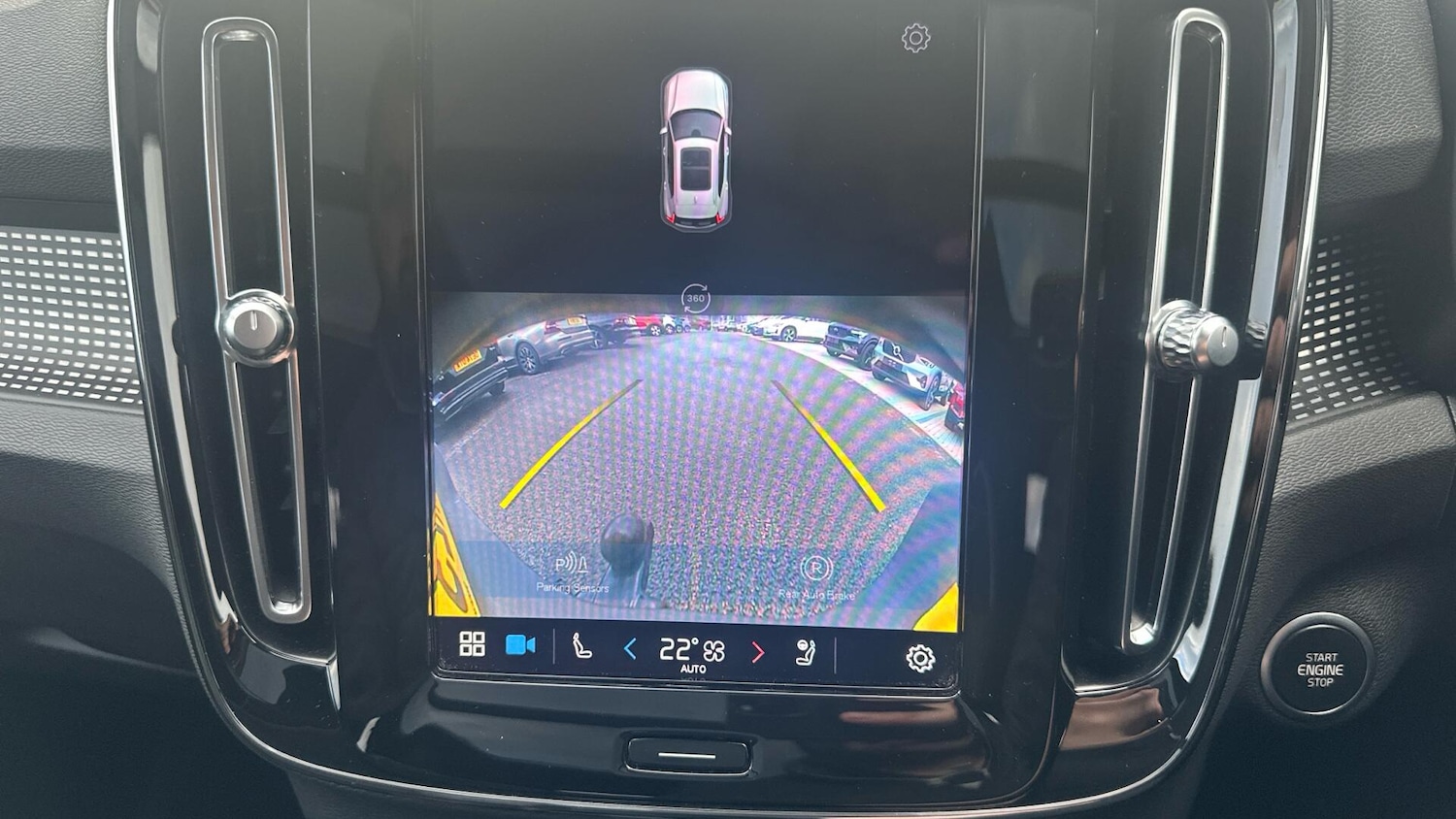 Used Volvo XC40 for sale - 77279961: Photo 23