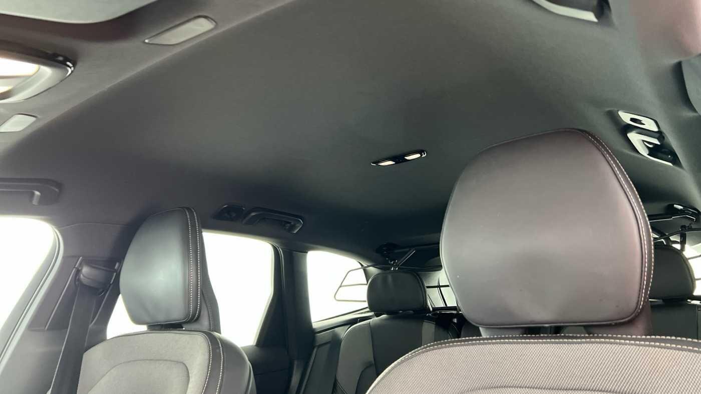 Used Volvo XC60 2021 for sale - 77496910: Photo 11