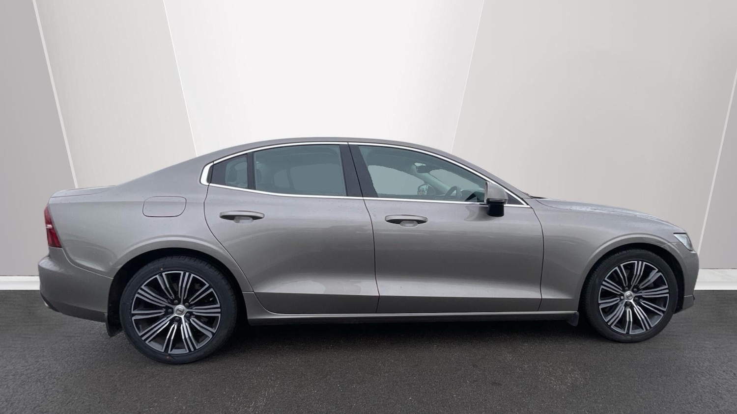 Used Volvo S60 2020 for sale - 77456519: Photo 4