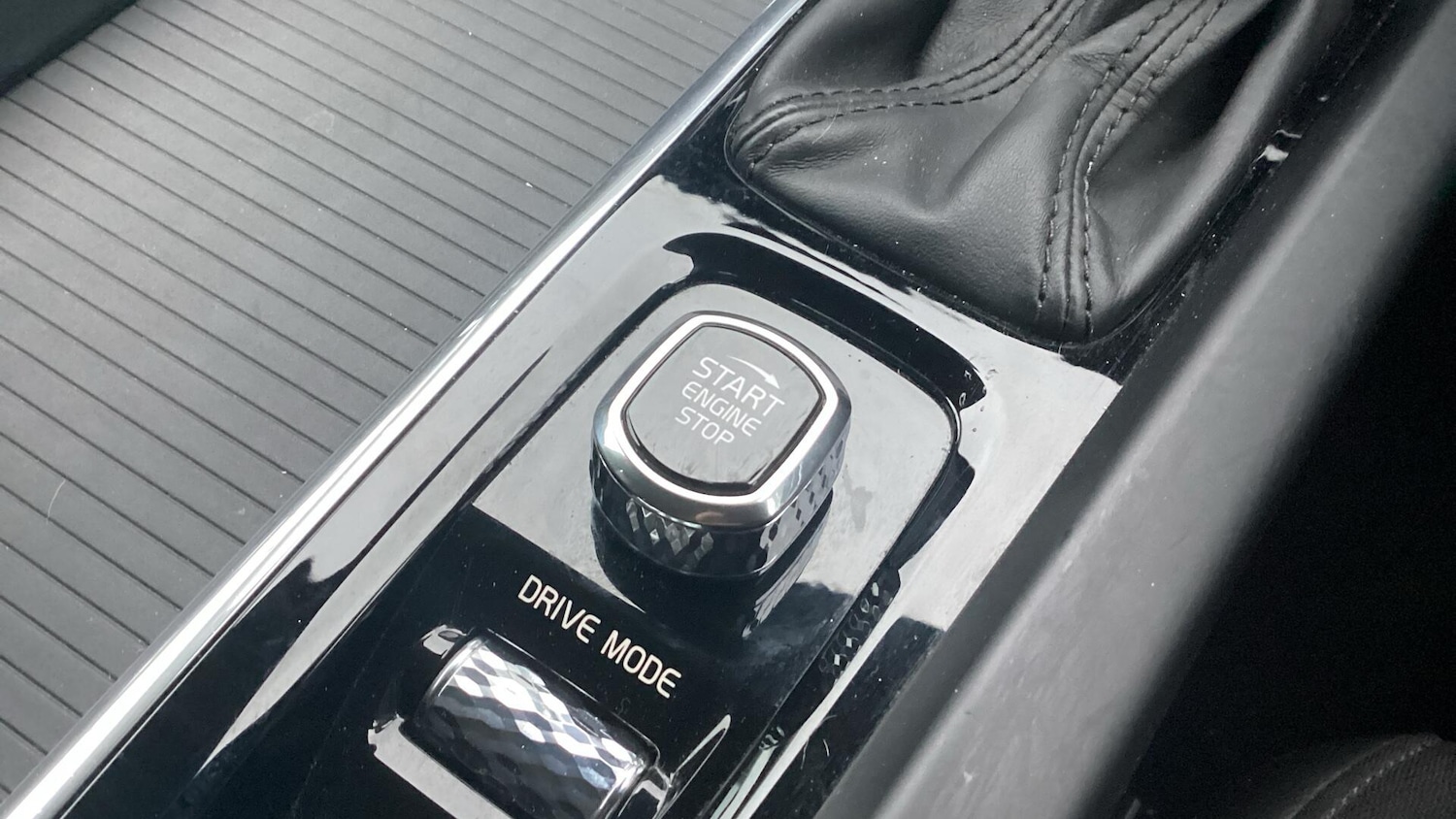 Used Volvo V60 2019 for sale - 77040667: Photo 23