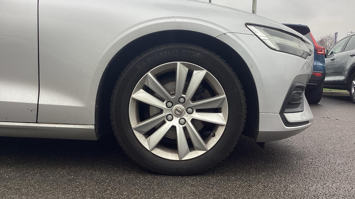 Used Volvo V60 2019 for sale - 77040667: Photo 9