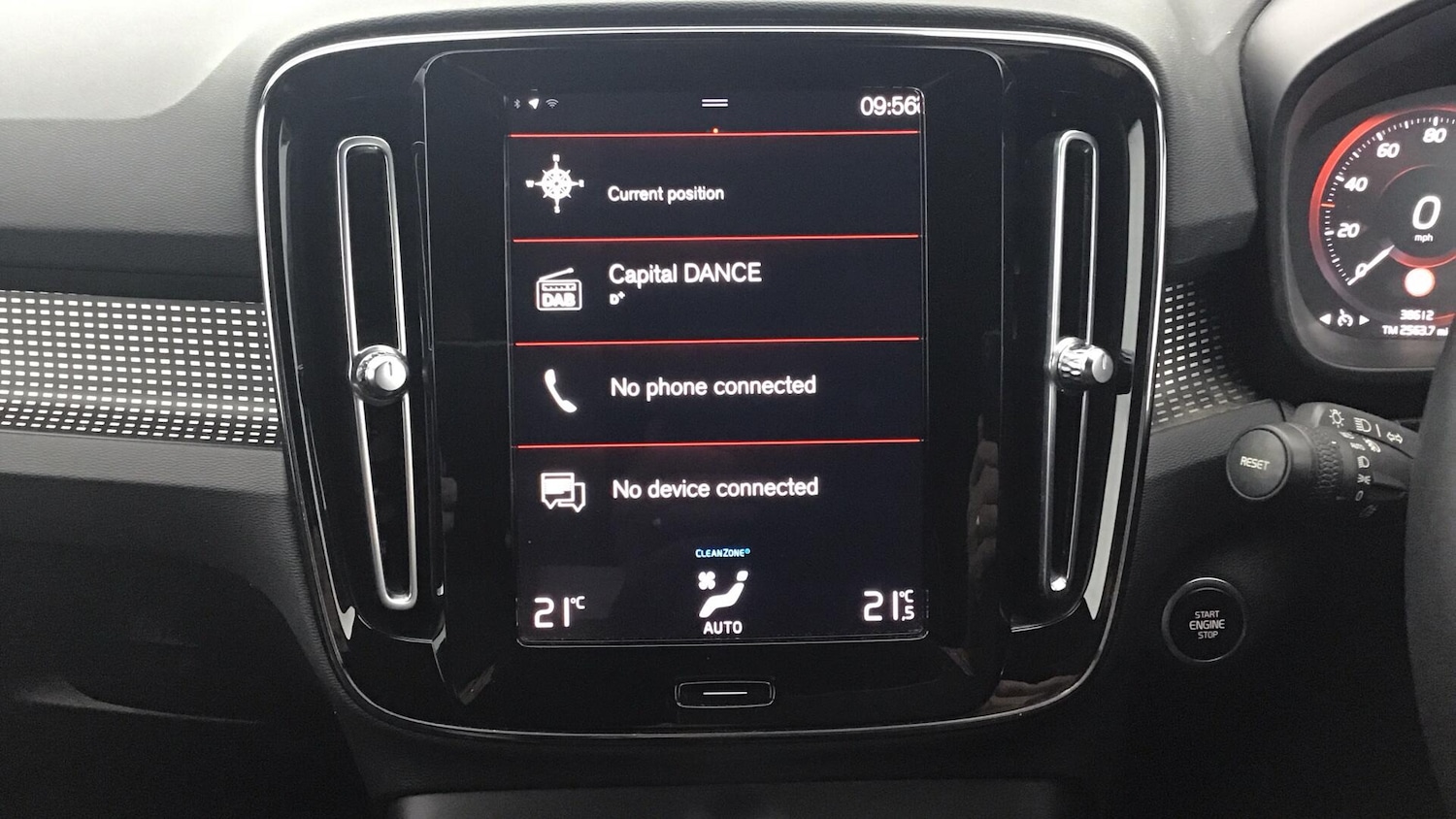 Used Volvo XC40 2021 for sale - 76398826: Photo 12