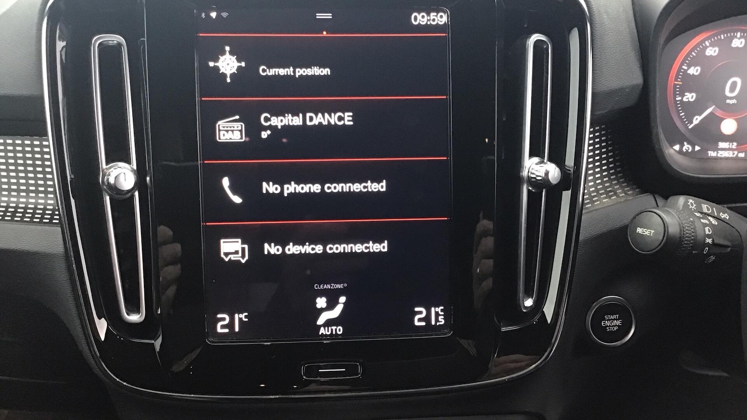 Used Volvo XC40 2021 for sale - 76398826: Photo 16