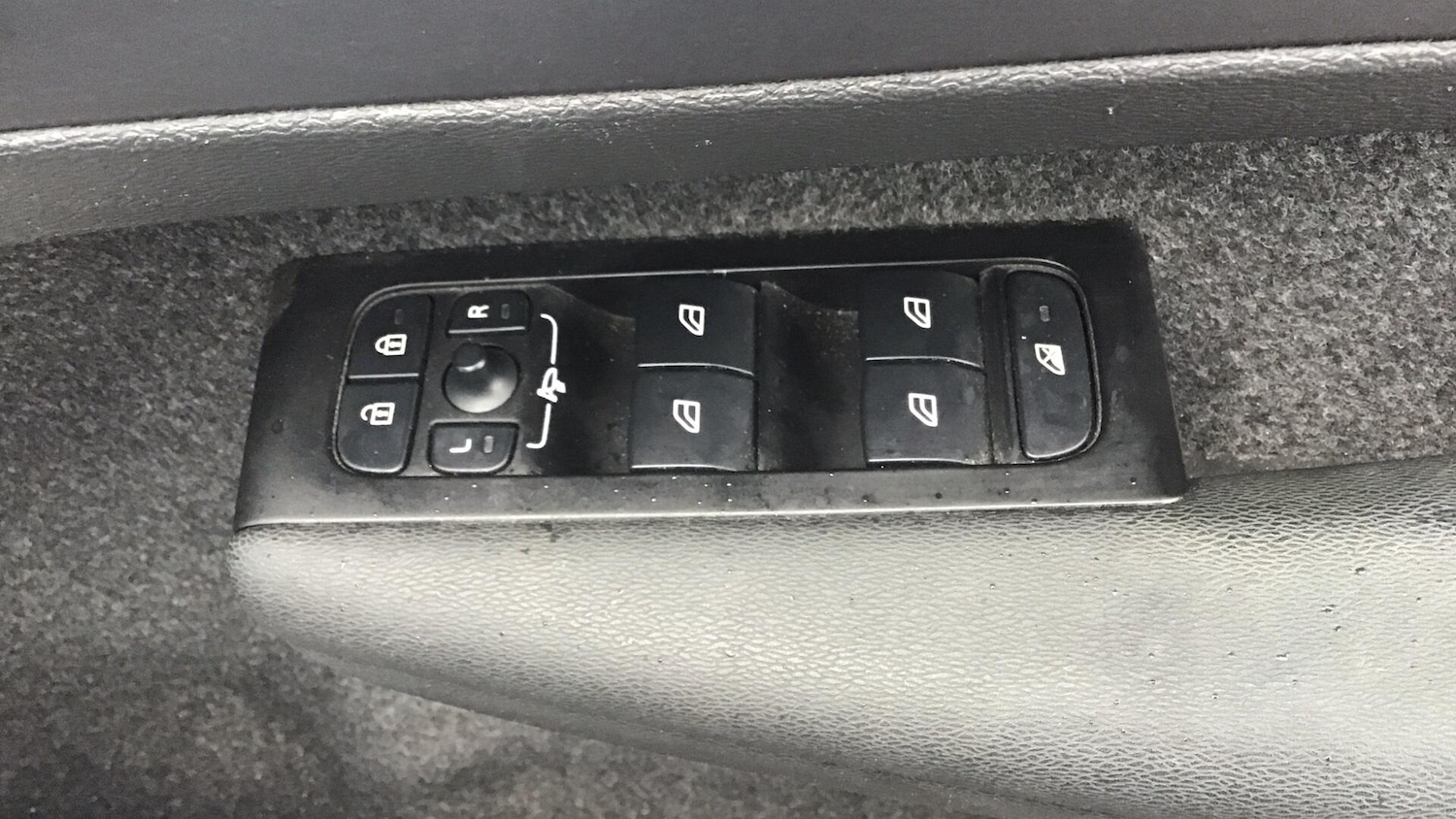 Used Volvo XC40 2021 for sale - 76398826: Photo 22