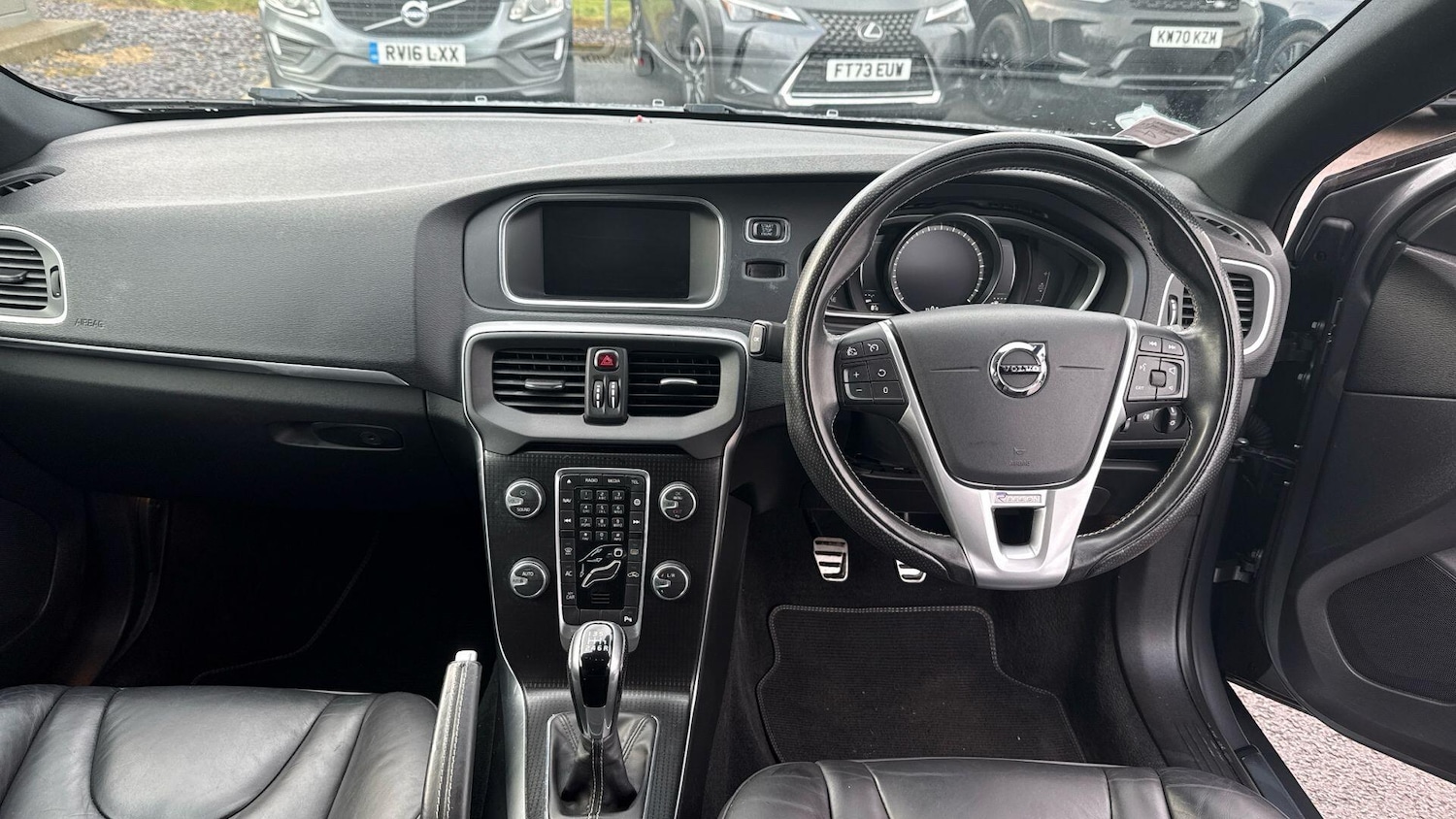 Used Volvo V40 2019 for sale - 77478731: Photo 5