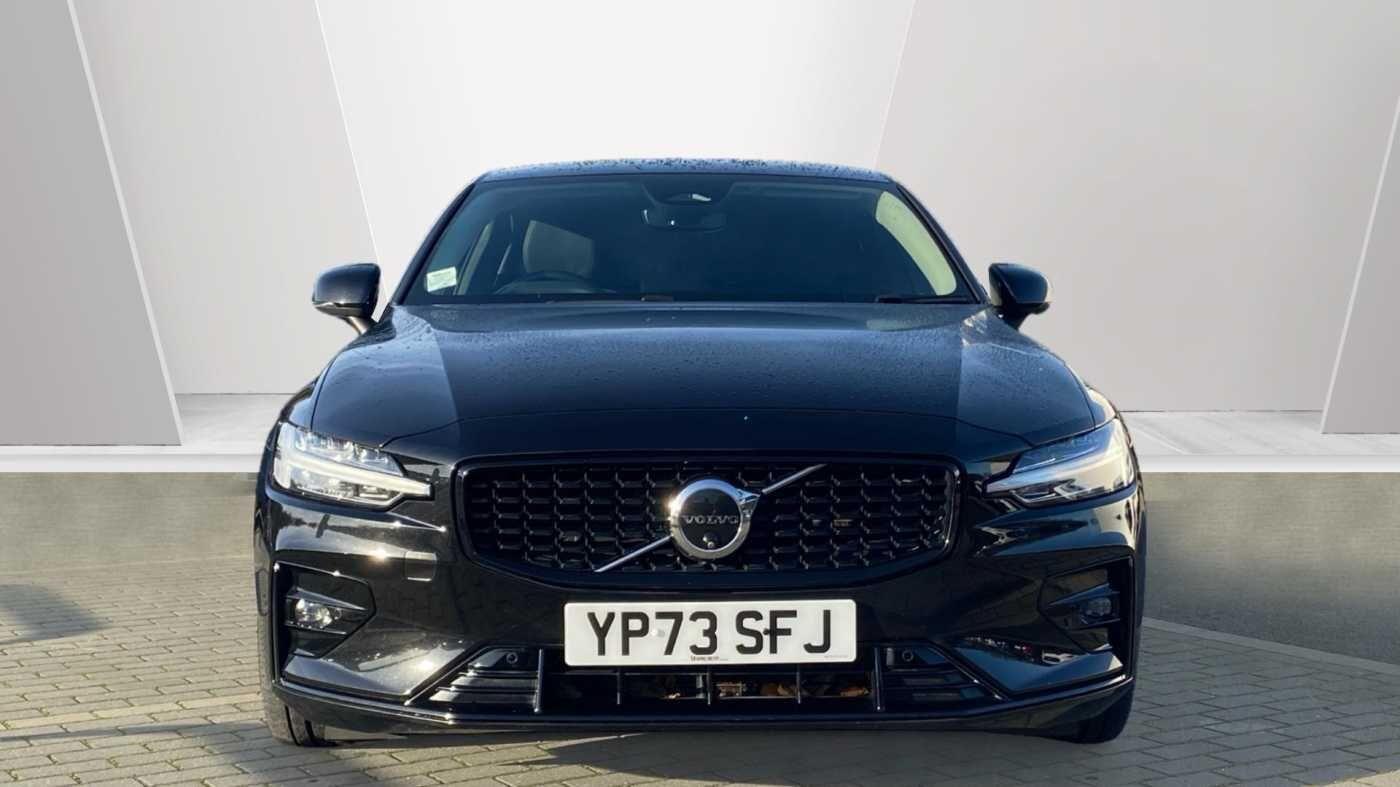 Used Volvo S60 2023 for sale - 77939624: Photo 2