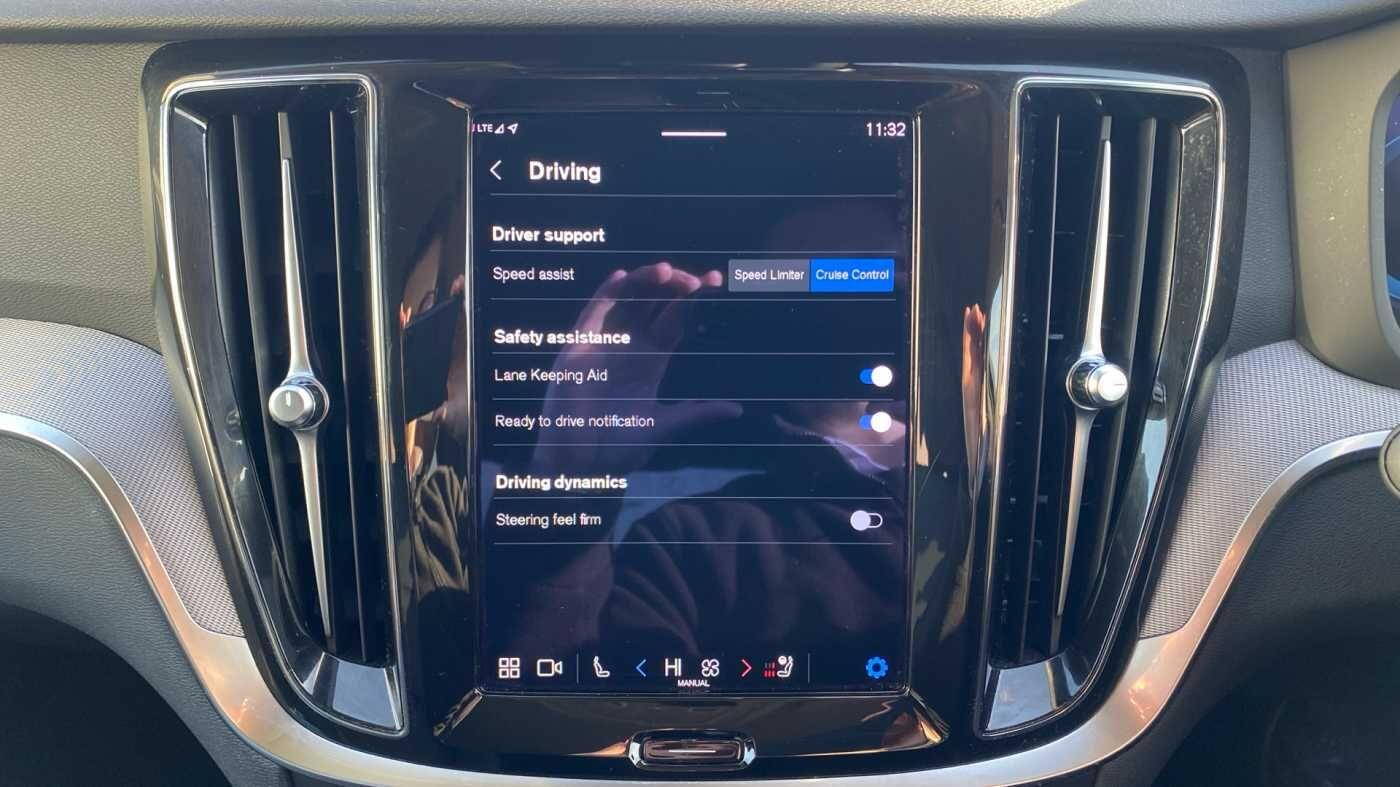 Used Volvo S60 2023 for sale - 77939624: Photo 26