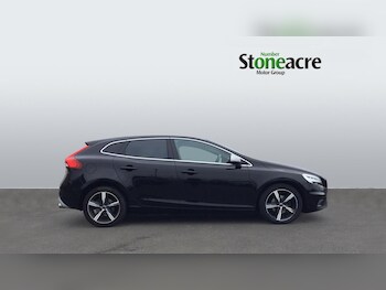 Used Volvo V40 2019 for sale - 77343941: Photo