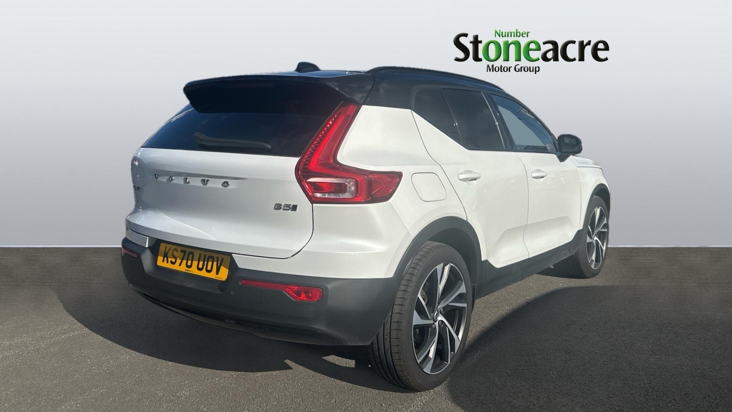 Used Volvo XC40 2021 for sale - 76389022: Photo 2