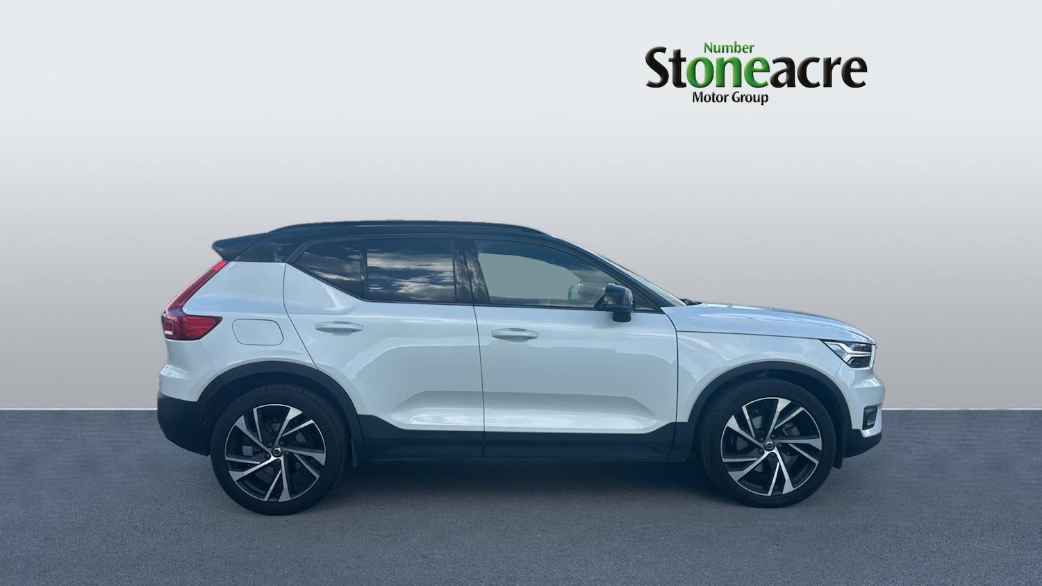 Used Volvo XC40 2021 for sale - 76389022: Photo 3
