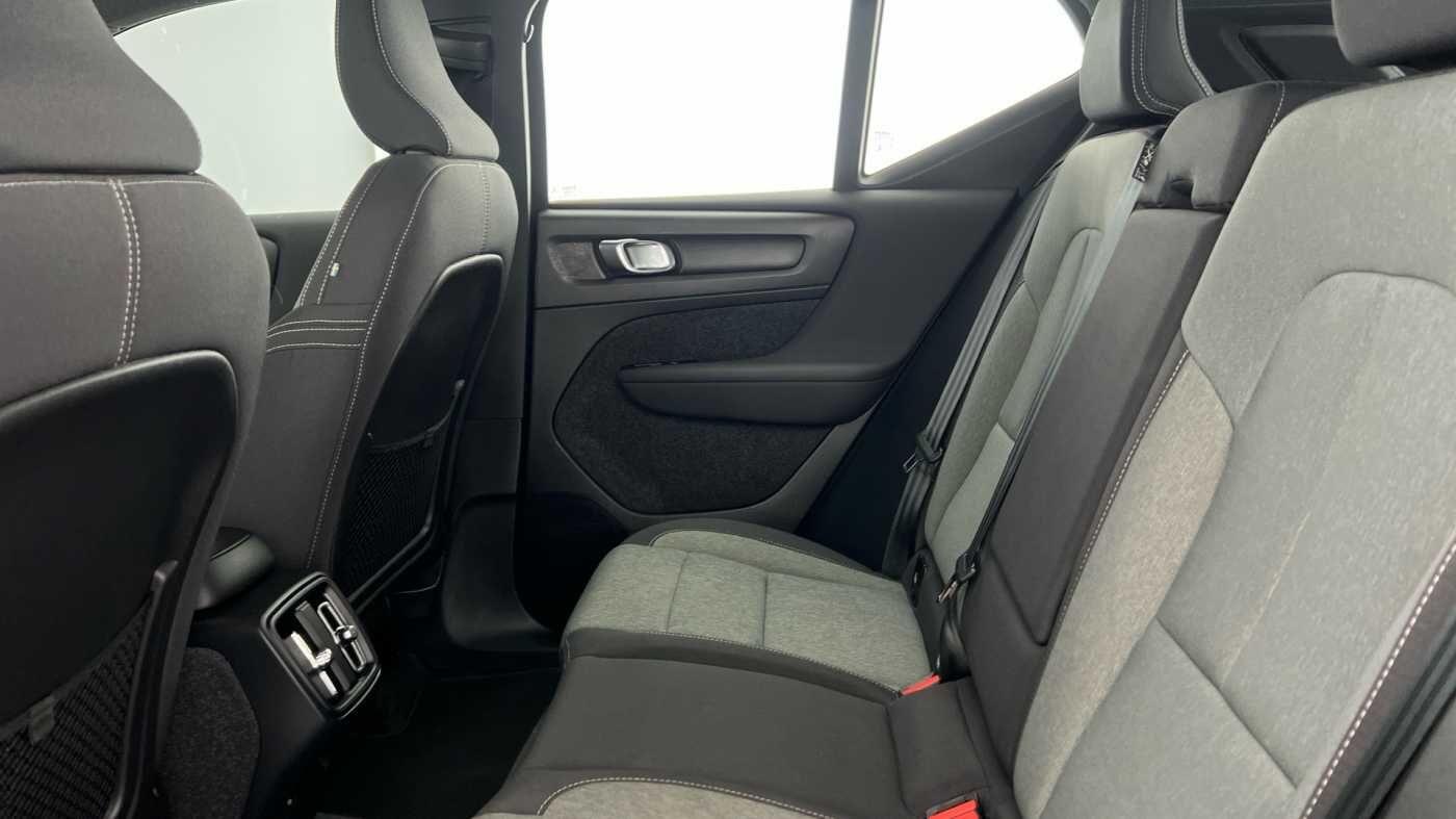 Used Volvo XC40 2022 for sale - 76527786: Photo 7