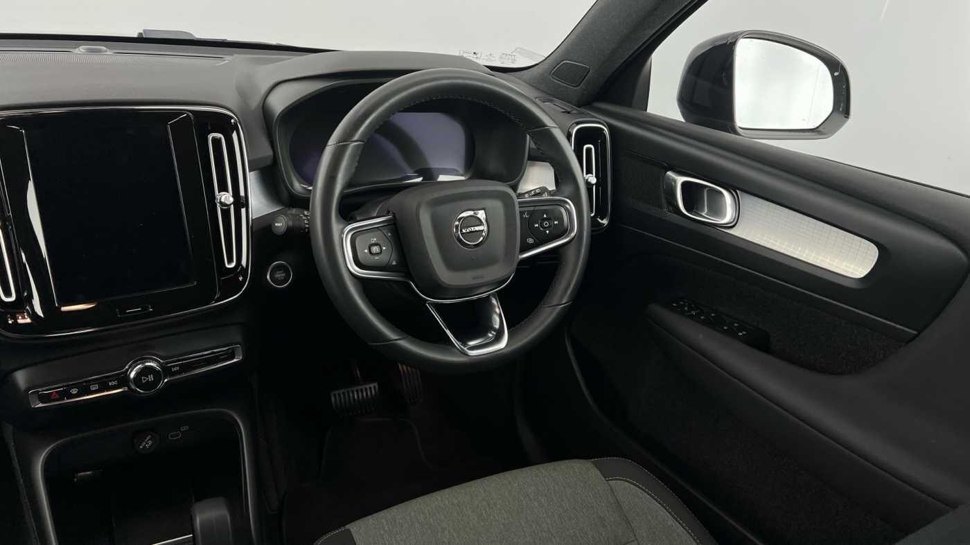 Used Volvo XC40 2022 for sale - 76527786: Photo 8