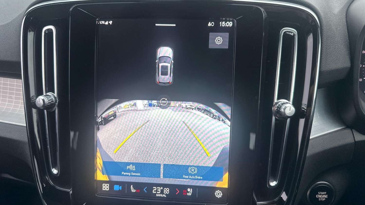 Used Volvo XC40 2023 for sale - 77144684: Photo 17