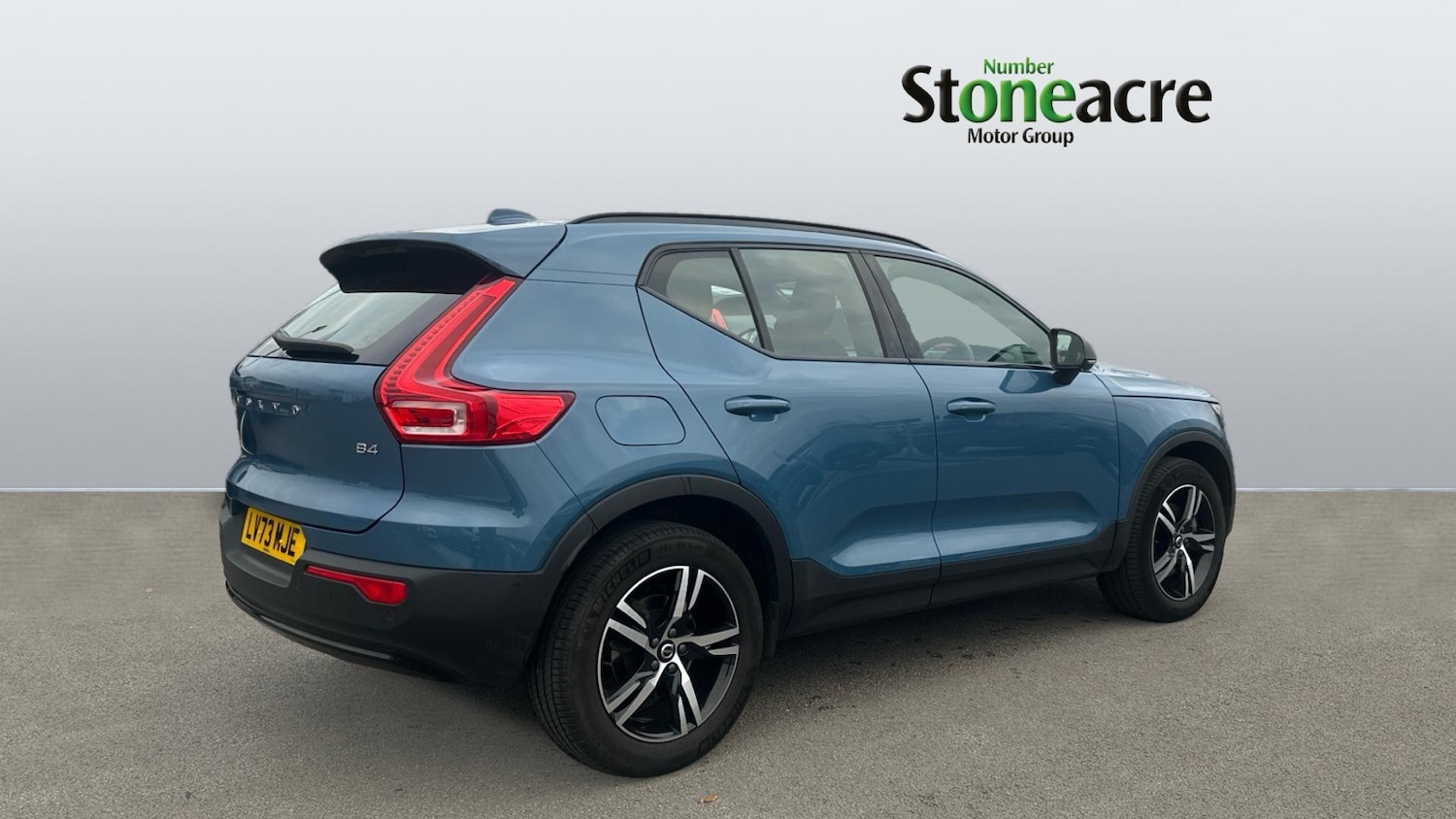 Used Volvo XC40 2023 for sale - 77144684: Photo 2