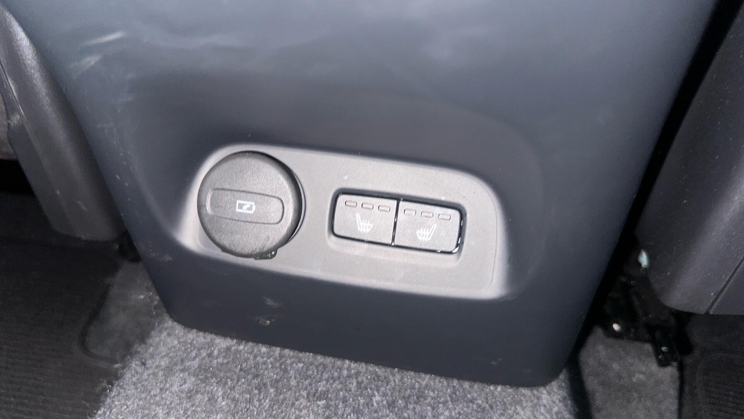 Used Volvo XC40 2023 for sale - 77144684: Photo 24