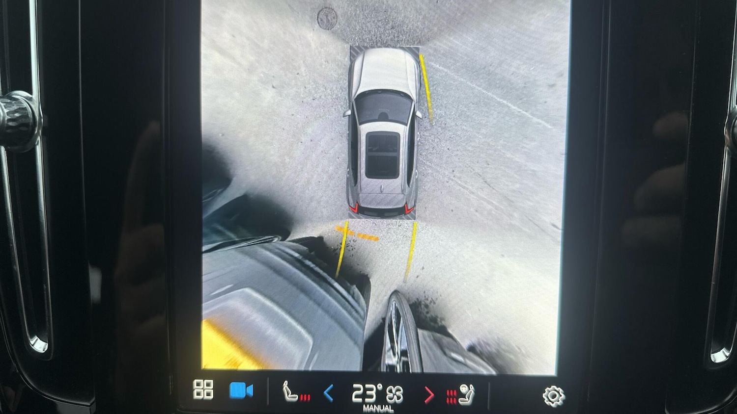 Used Volvo XC40 2023 for sale - 77144684: Photo 29