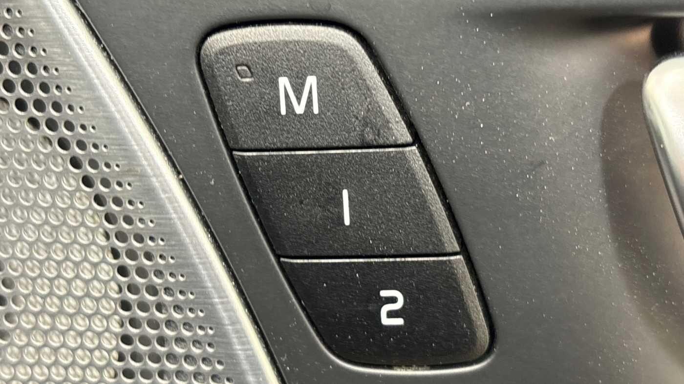 Used Volvo XC60 2025 for sale - 76727883: Photo 17