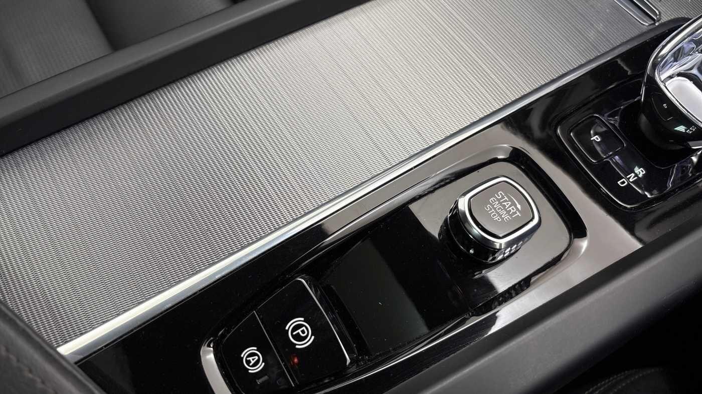 Used Volvo XC60 2025 for sale - 76727883: Photo 41