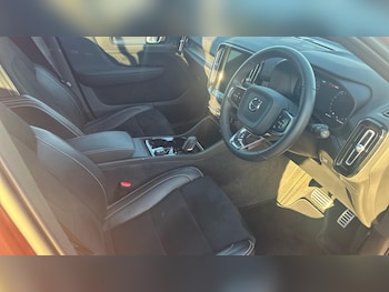 Used Volvo XC40 2021 for sale - 77940078: Photo