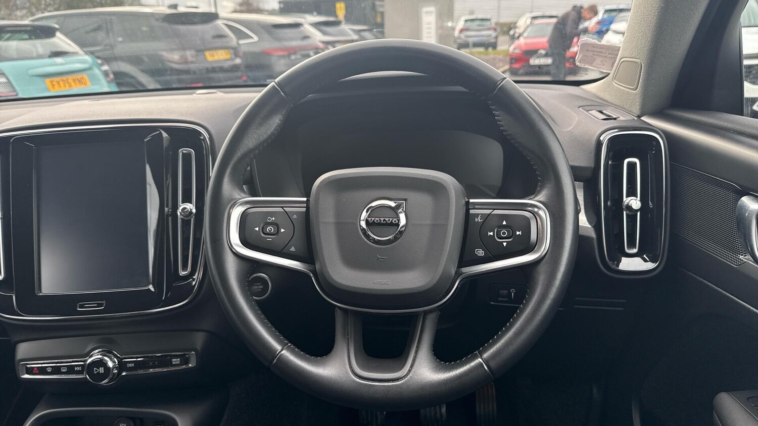 Used Volvo XC40 for sale - 77587067: Photo 10