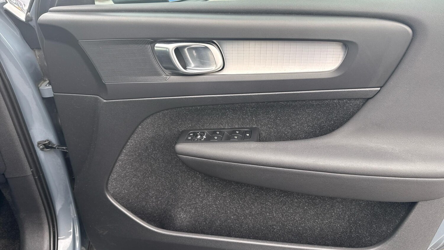 Used Volvo XC40 for sale - 77587067: Photo 27