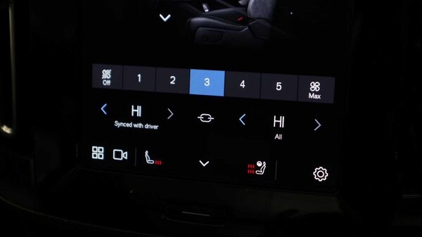 Used Volvo XC40 2024 for sale - 75623584: Photo 26