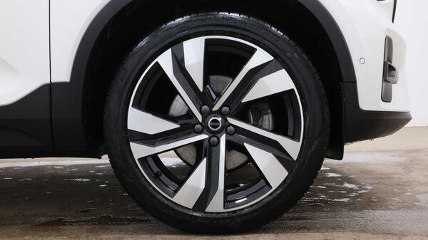 Used Volvo XC40 2024 for sale - 75623584: Photo 35