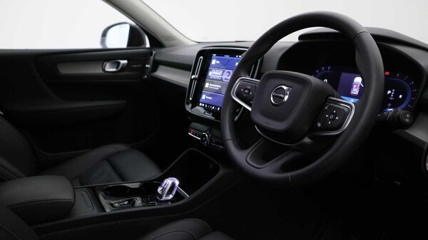 Used Volvo XC40 2024 for sale - 75623584: Photo 9