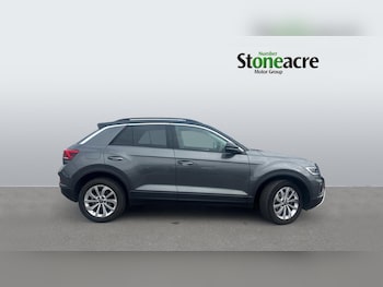 Used Volkswagen T-Roc 2025 for sale - 79093131: Photo