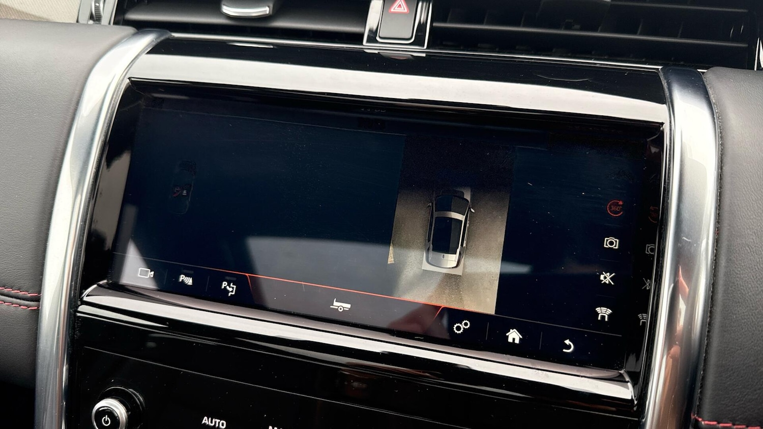 Used Land Rover Discovery Sport 2020 for sale - 77496324: Photo 26