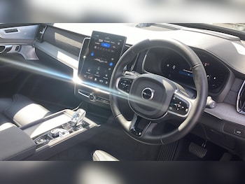 Used Volvo XC90 2025 for sale - 79192242: Photo